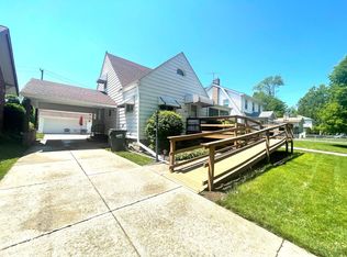 140 E 192nd St, Euclid, OH 44119