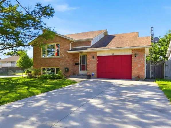 95 Turner Dr, Sarnia, ON N7S 5G6