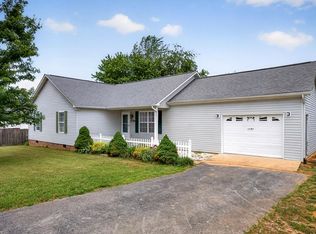 1714 Whitehall Ct, Cookeville, TN 38501