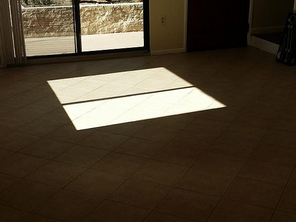 5th image of 421 N Louise St APT 107