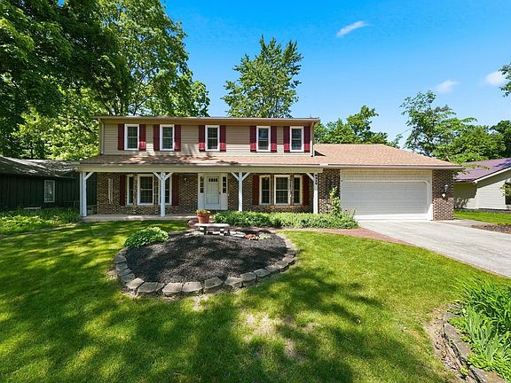 2nd image of 8219 Quincy Ct