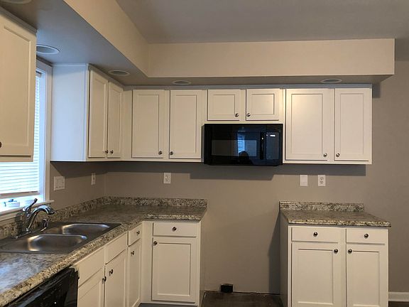 4th image of 6511 Jennifer Valley Way