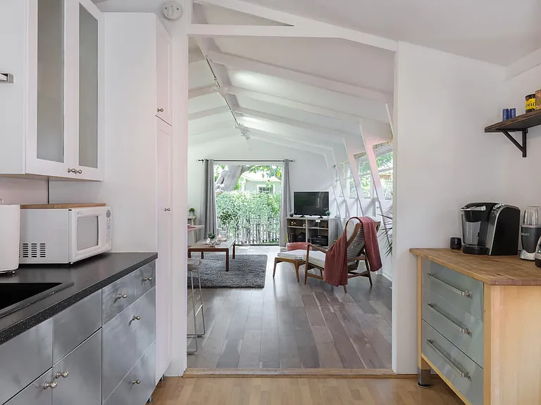 732 Marco Pl — Photo 7
