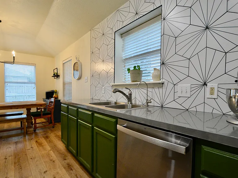 3804 Jade St — Photo 6