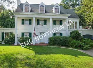 2394 N Quincy St, Arlington, VA 22207
