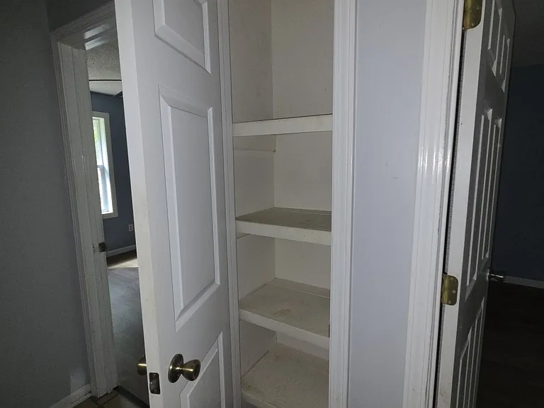 504 Martha Dr — Photo 21