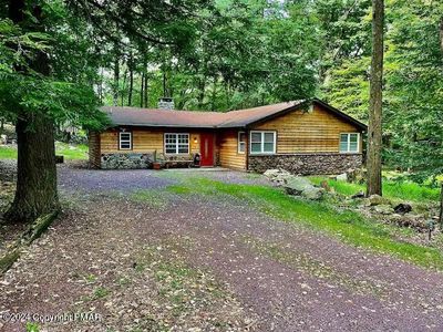 72 Greenwood Rd, Lake Harmony, PA, 18624