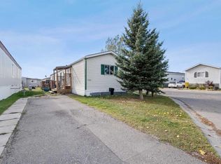 1101 84th St NE #332, Calgary, AB T2A7X2