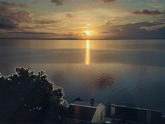 3rd image of 1700 Scenic Highway 604