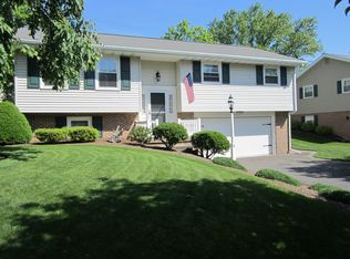 75 W Oregon Rd, Lititz, PA 17543