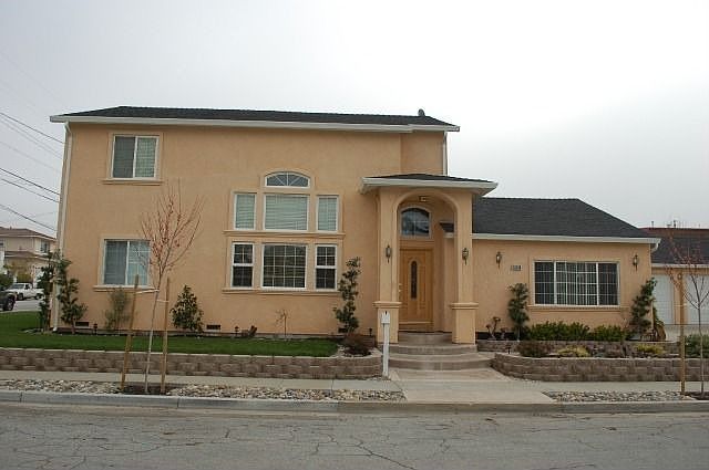2nd image of 43516 Bautista St