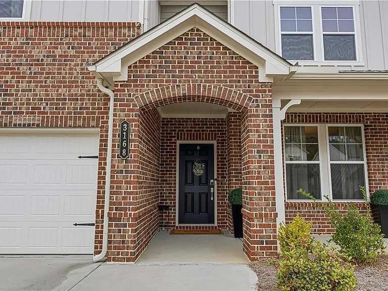 3168 Shirecrest Ln — Photo 4