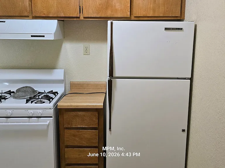 525 Arleen St — Photo 8