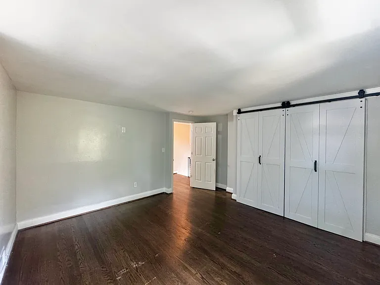 7617 Allendale Dr — Photo 36