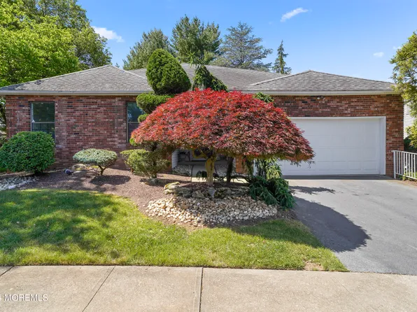 30 Murray Hill Terrace, Marlboro, NJ 07746