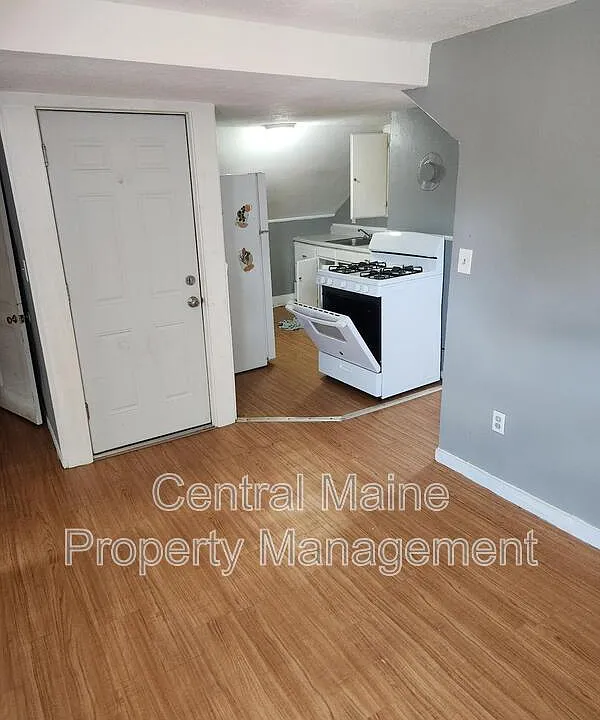 182 Blake St #5