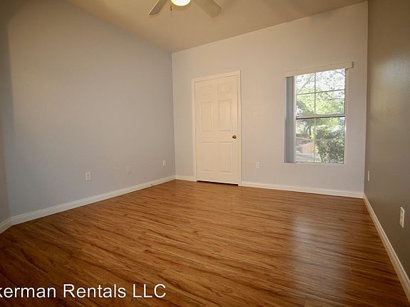 4th image of 830 Carnegie St APT 1711