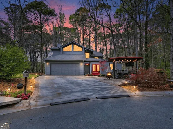 596 Willowgreen Ct SE, Conyers, GA 30094