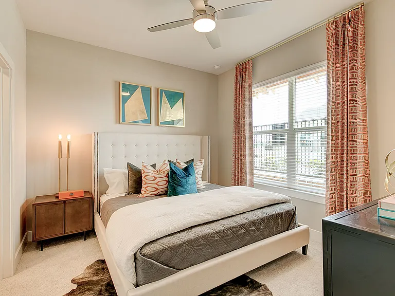 35 West at Champions Circle Apartments — Photo 19