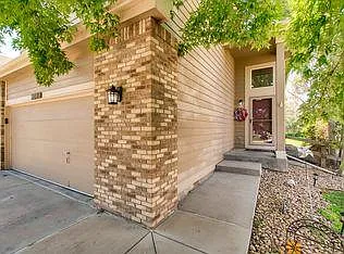 4 bed, 2804 sqft, $3,195 — Photo 2
