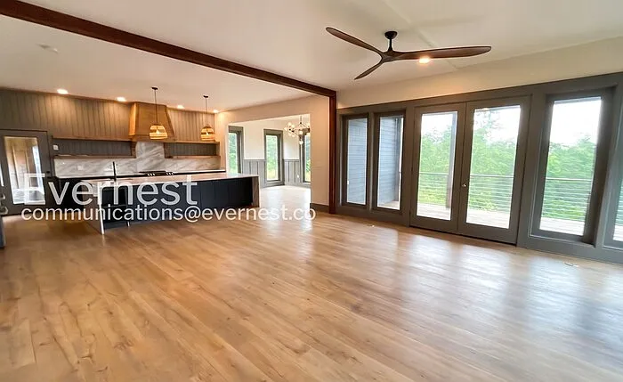 840 Piney Ridge Trl — Photo 4