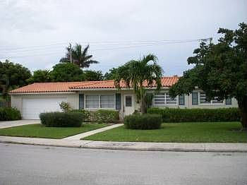 1st image of 8011 S Flagler Dr