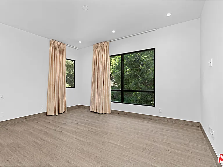 11200 Dona Lola Dr — Photo 29