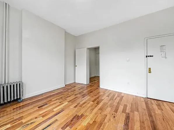 402 Nostrand Avenue image 1 of 4