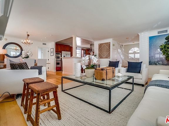 5th image of 7828 Truxton Ave