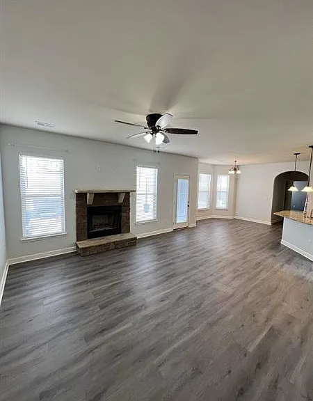 921 Prather Ct — Photo 41