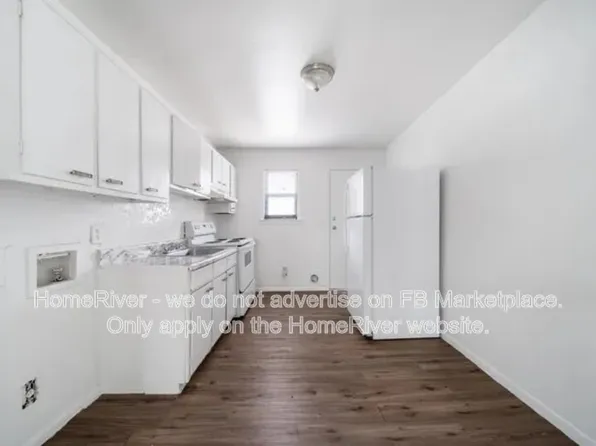 574 Evergreen Ter, Forest Park, GA