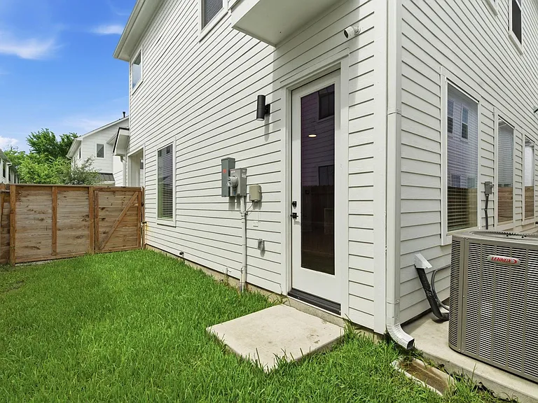 6337 Wheatley St — Photo 24