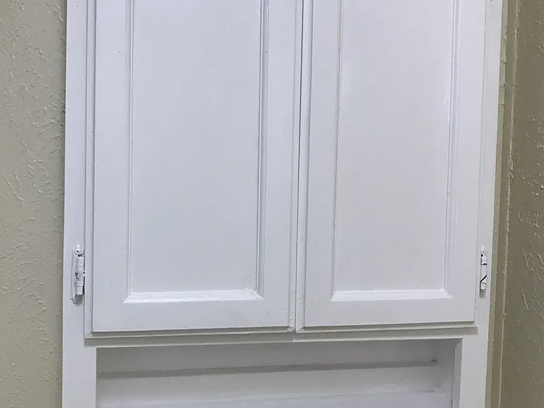 1121 Houston Dr — Photo 8
