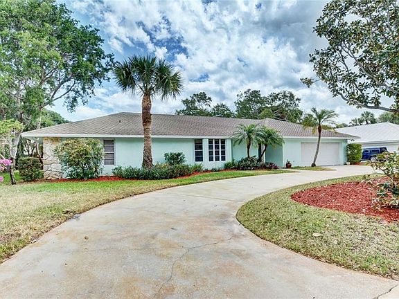 Great Neighborhood!  Friendly.  Large similar size homes, great schools  too.