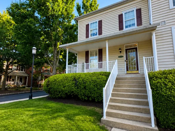 408 Lantern Dr #115, Doylestown, PA 18901