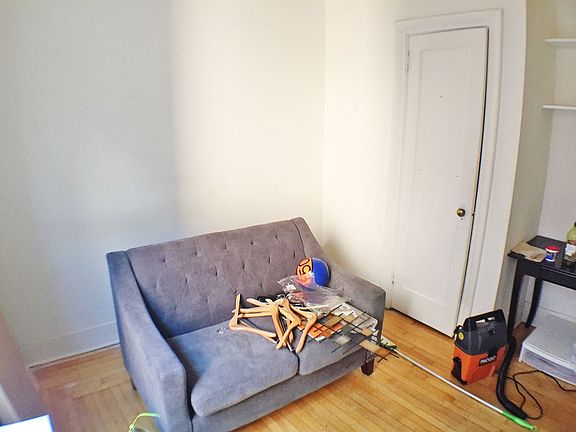 2nd image of 310 W 93rd St #6N