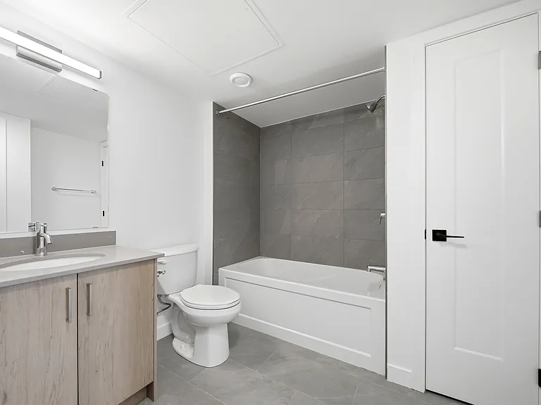 31 Mill St #12 — Photo 8