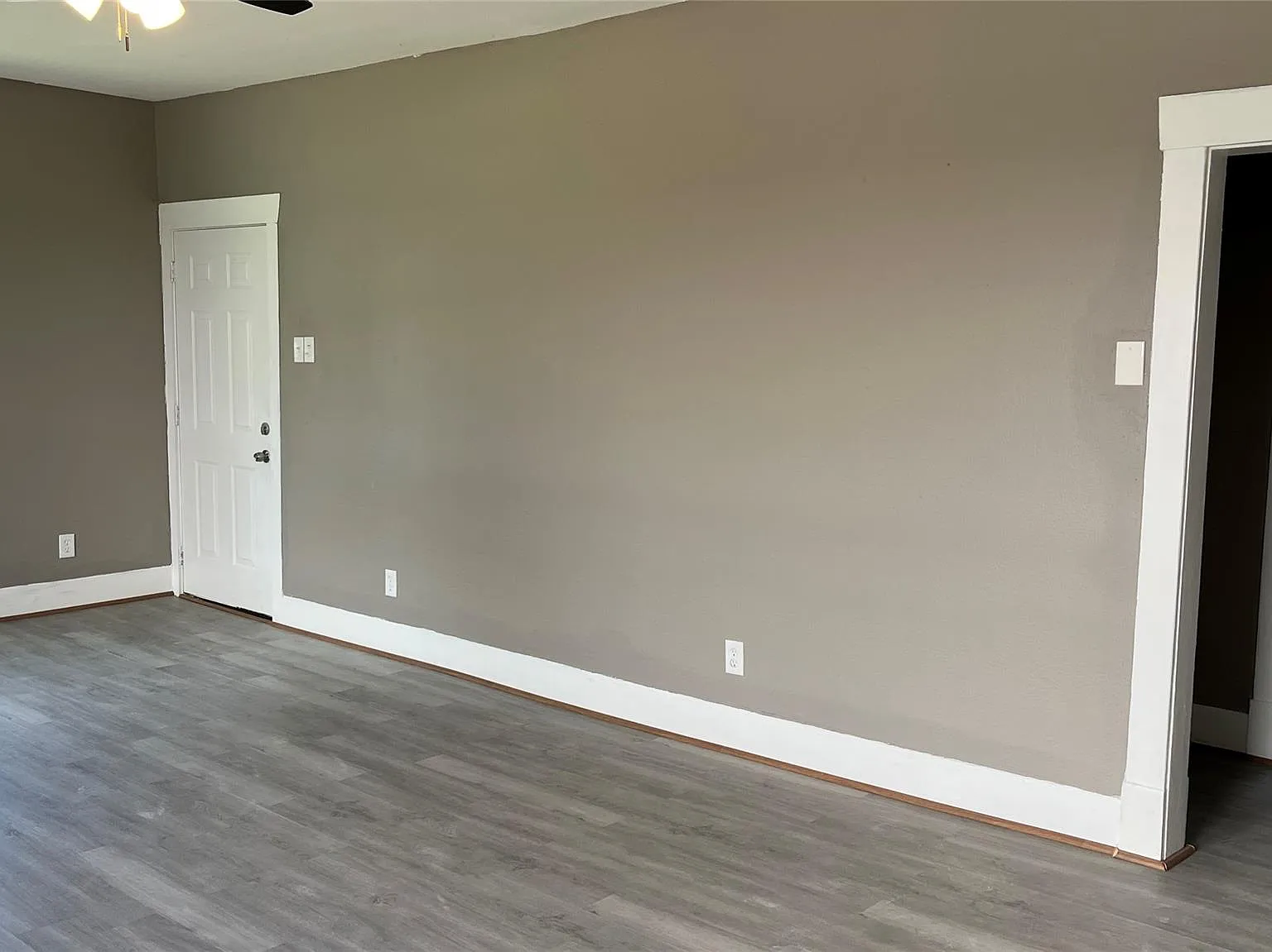 3 bed, 1.5 bath, 1550 sqft, $2,500 — Photo 4