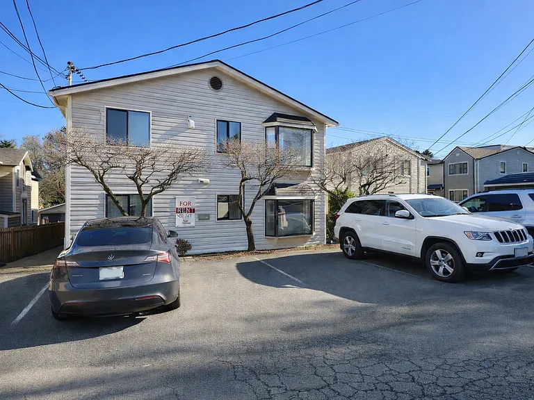 5237 Fauntleroy Way SW — Photo 9