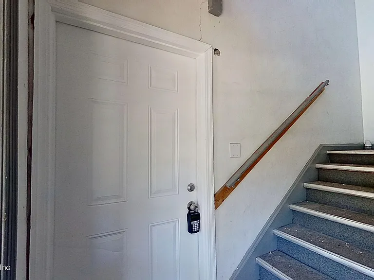 2853 College St #1 — Photo 15