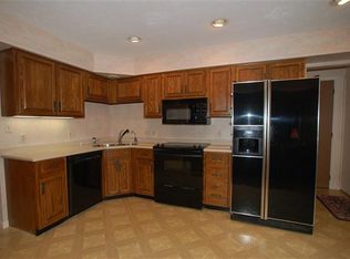 4049 Sandstone Ct, Cincinnati, OH 45245