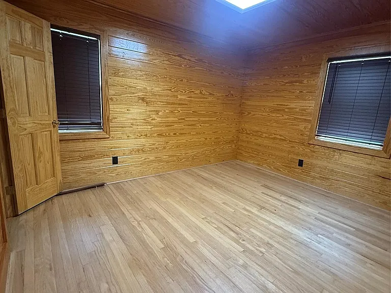 902 Hidden Valley Dr — Photo 27