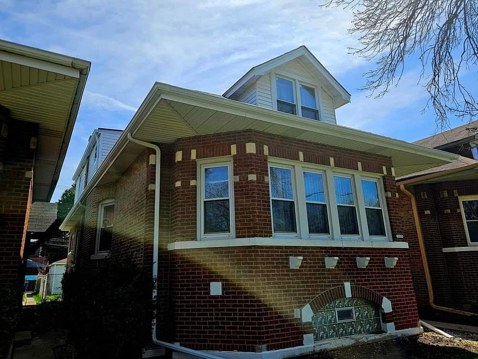 2nd image of 9329 S Racine Ave