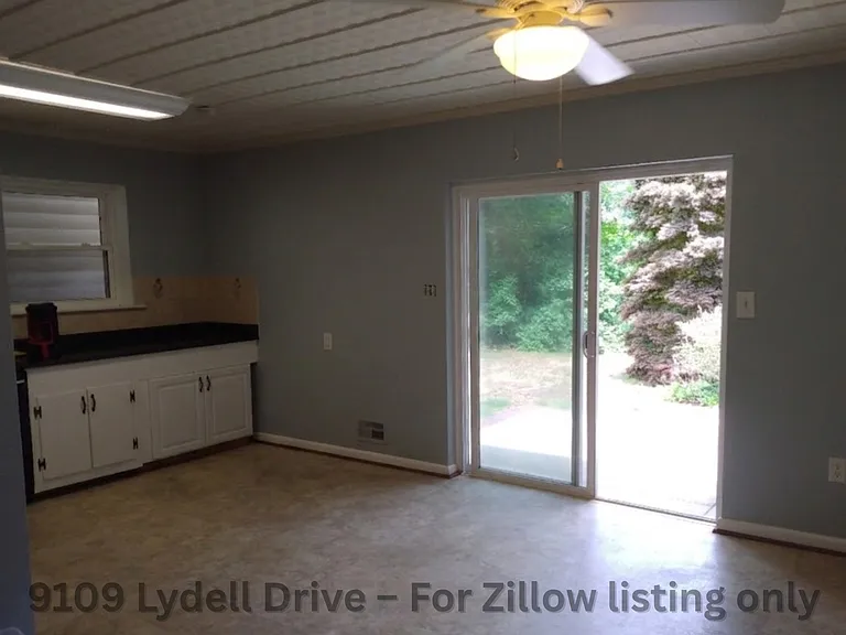 9109 Lydell Dr — Photo 5