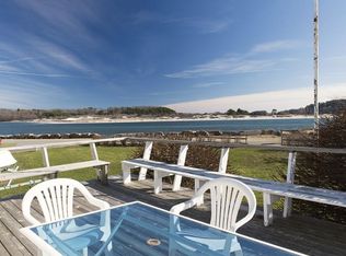 31 River Rd, Ipswich, MA 01938