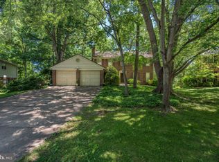 1325 Deep Run Ln, Reston, VA 20190