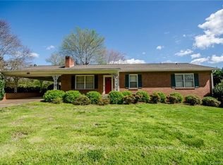 186 Arlie Loop #8-9, Statesville, NC 28677