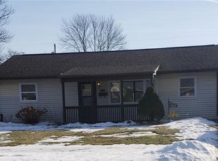 4332 Belle Ave, Sheffield Lake, OH