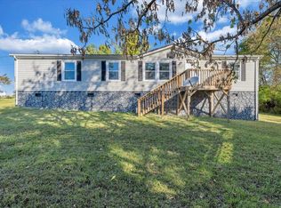 7333 Manns Dr, New River, VA 24129