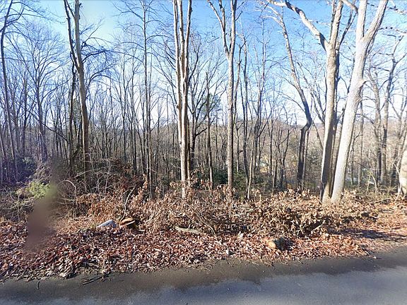 2nd image of 175 Franklin Ln